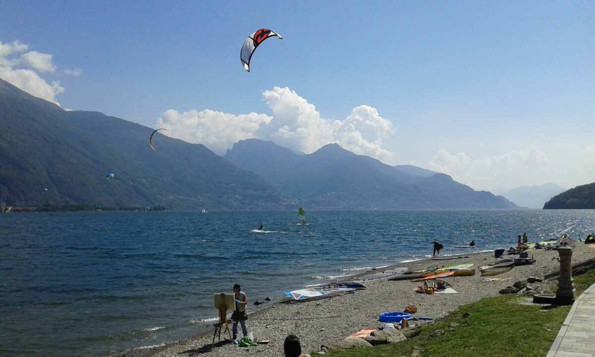 Kite surfers at the beach of Cremia