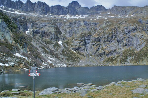 At the end of a glacial valley and surrounded by pinnacles of bare rock is Lake Darengo.